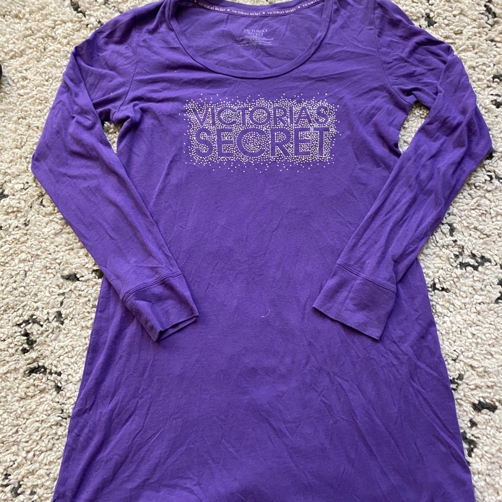 Victoria secret long sleeve sleep shirt